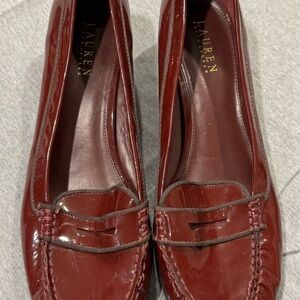 Lauren Ralph Lauren Burgundy Patent Loafers 11 – Heel Damage / Repair Needed